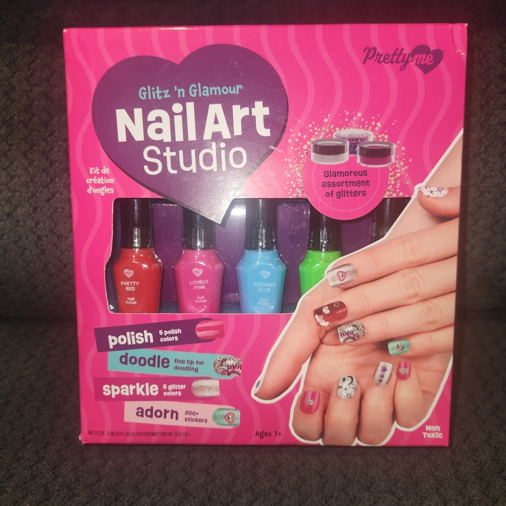 Glitz 'n Glamour Nail Art Studio for Kids - Pink, Blue, Green